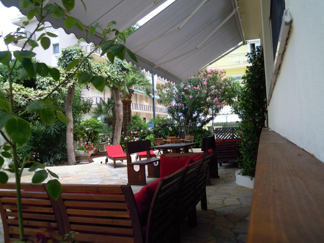Graziella Residence Appartamenti 加比切马莱 外观 照片